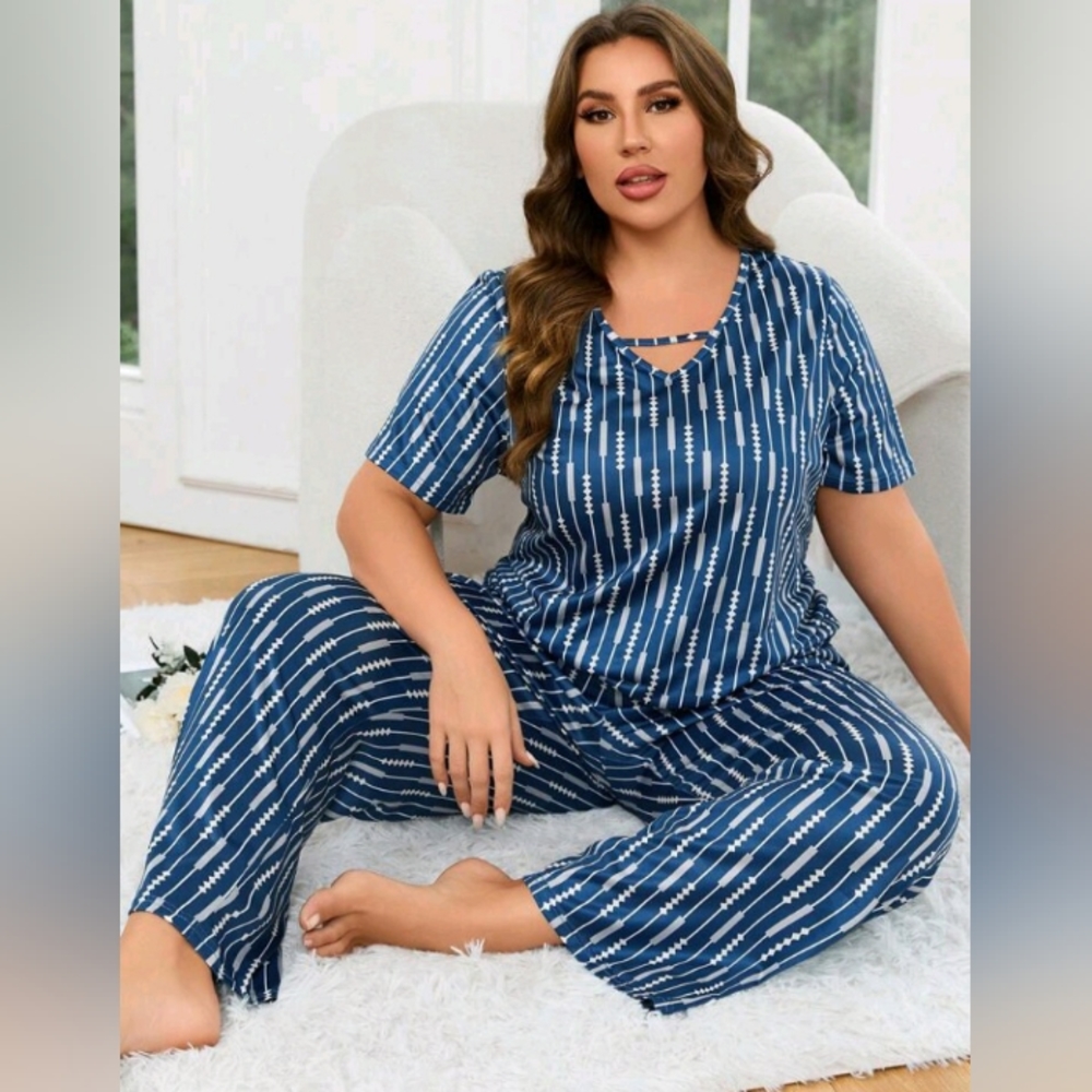 4/$80 New Blue & White Silky Pajama Set - Size 4XL (US20)